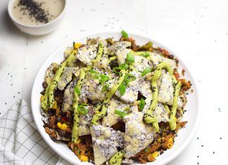 Nachos con seitan al estilo Japonés, ¡picantes y veganos! Nachos con seitan al estilo Japonés, ¡picantes y veganos!