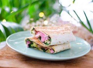 Burritos veganos con salsa de remolacha Receta: Burritos con salsa de remolacha