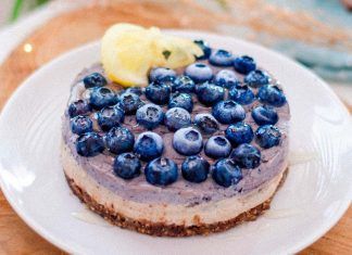 Mini tarta helada de arándanos Mini tarta helada de arándanos
