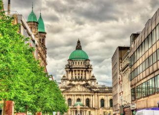 Belfast en Irlanda del Norte respalda el Tratado Plant-Based en respuesta a la crisis climática Belfast