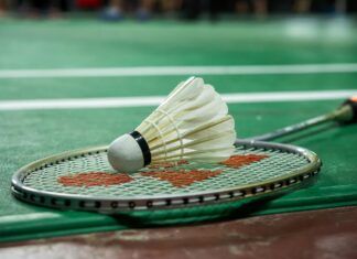 Campaña «Duck Off Project» para un bádminton vegano y sin plumas bádminton