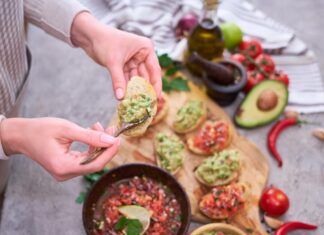 Ser vegano y elegir bien preparar aperitivo vegano
