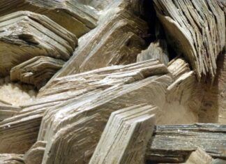 Cosmética vegana pero no ética: el problema de la explotación en minería de mica mica