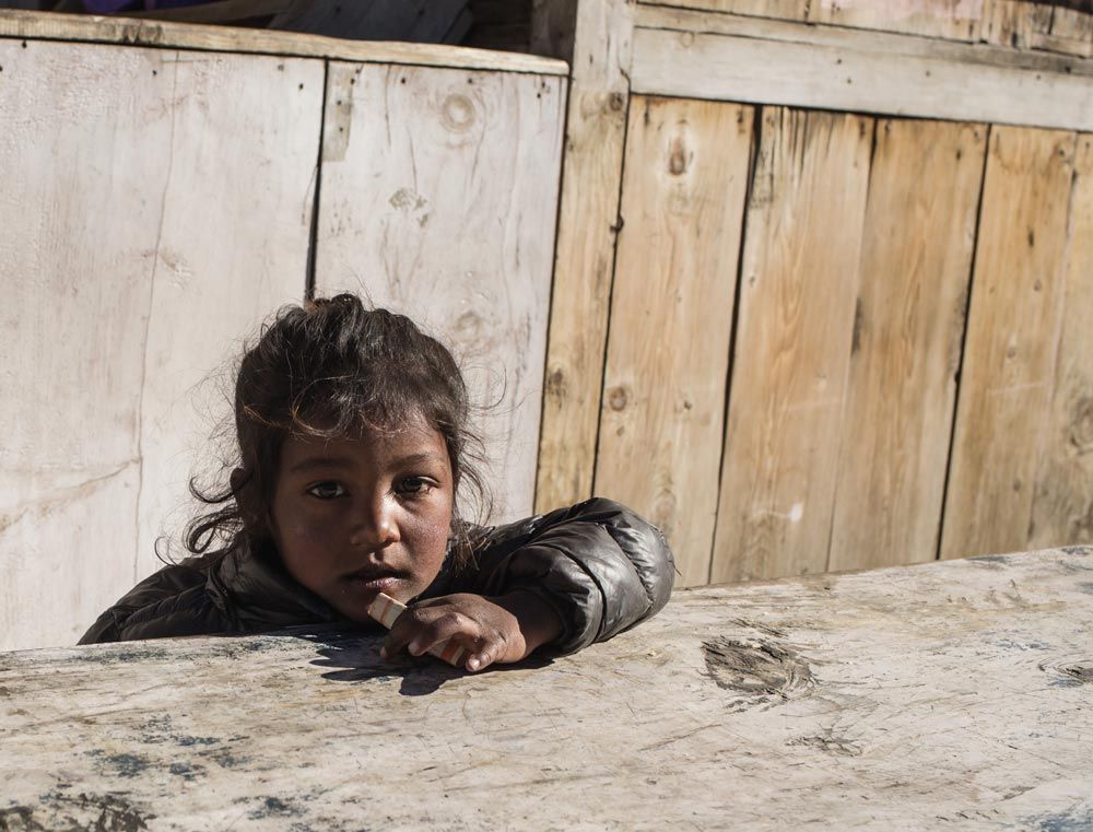 niña extractora de mica
