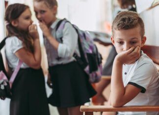 Bullying a niños veganos: ¿cómo afecta a su salud mental? Bullying a niños veganos