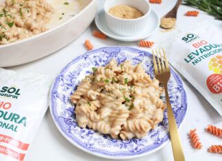 Receta: Fusilli de lentejas con salsa de queso vegana