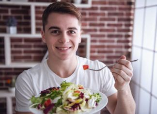 Claves veganas para no descuidar tu alimentación este verano ensaladas