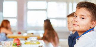 California amplía las opciones vegetales en los comedores escolares comedor escolar