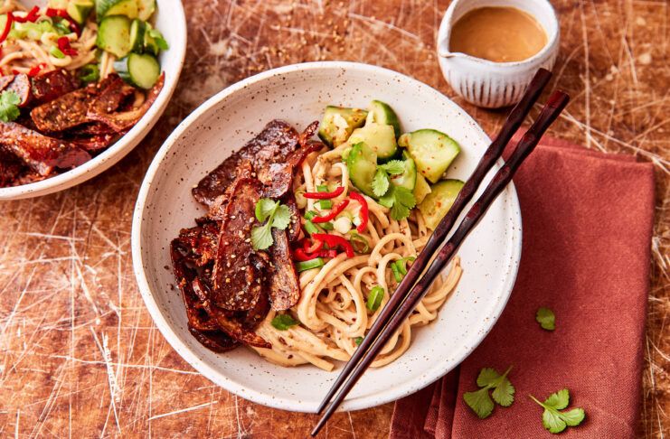 Receta: Fideos udon con salsa umami de tahini Taifun_Udon-Nudeln