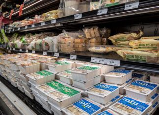 Los británicos compran menos carne vegetal, pero más legumbres y tofu Lynnwood, WA USA