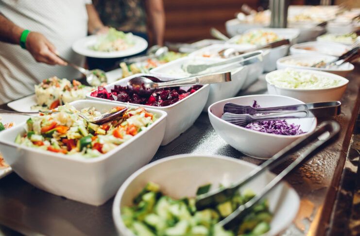 Sentencia judicial histórica a favor de los estudiantes veganos en Perú comedor-escolar-vegano